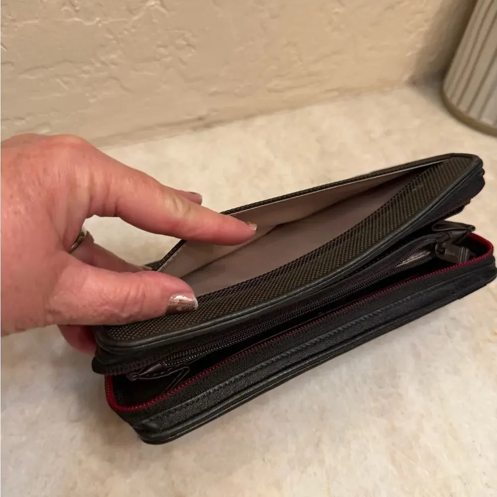 Tumi Alpha ziparound wallet